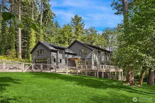 8636 NE Belle Hl Ln, Bainbridge Island, WA 98110 - Photo 1