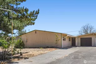 223 Carswell Dr, Moses Lake, WA 98837 - Photo 1