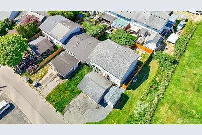 8805 11th Street NE, Lake Stevens, WA 98258 - Photo 1