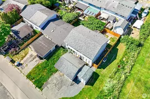 8805 11th St NE, Lake Stevens, WA 98258 - Photo 1