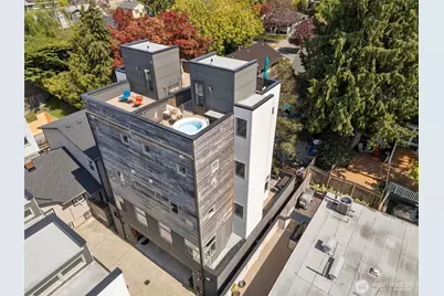 3276 California Avenue SW #B, Seattle, WA 98116 - Photo 1