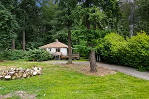 2711 156th St SW, Lynnwood, WA 98087 - Photo 1