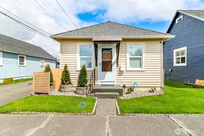 208 N Washington Street, Aberdeen, WA 98520 - Photo 1