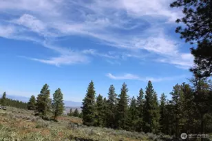 404 Hummingbird Rd, East Wenatchee, WA 98802 - Photo 1