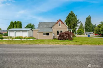 737 Jennings Street, Sedro Woolley, WA 98284 - Photo 1