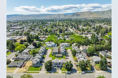 1107 Westwood Avenue, Wenatchee, WA 98801 - Photo 1