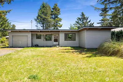 324 Mizzen Avenue NW, Ocean Shores, WA 98569 - Photo 1
