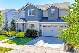 18330 133rd Street E, Bonney Lake, WA 98391 - Photo 1