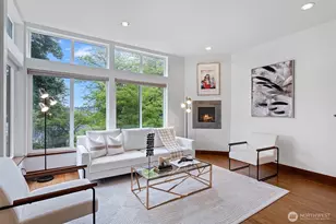 566 McGraw St, Seattle, WA 98109 - Photo 1