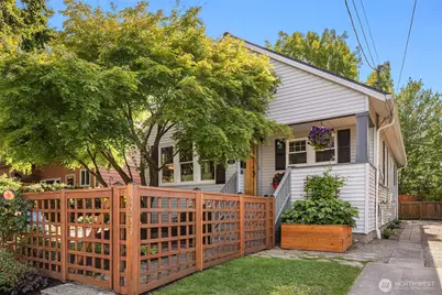 3225 Walnut Avenue SW, Seattle, WA 98116 - Photo 1