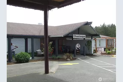 304 NW 14th Street NW #207, Long Beach, WA 98631 - Photo 1