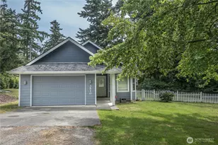 3510 N Appian Way, Oak Harbor, WA 98277 - Photo 1