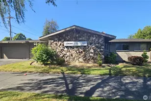 1006 Broadway St, Longview, WA 98632 - Photo 1