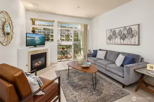 300 110th Ave NE, Bellevue, WA 98004 - Photo 1