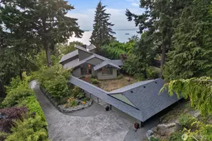 10214 47th Ave SW, Seattle, WA 98146 - Photo 1