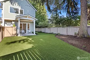 12847 NE 113th St, Kirkland, WA 98033 - Photo 1