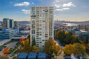 4540 8th Ave NE, Seattle, WA 98105 - Photo 1