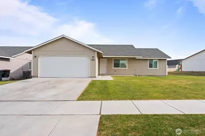 1325 W Polo Ridge Drive, Moses Lake, WA 98837 - Photo 1