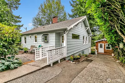 15229 22nd Avenue SW, Burien, WA 98166 - Photo 1
