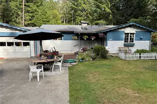 30 E Restful Rd, Grapeview, WA 98546 - Photo 1