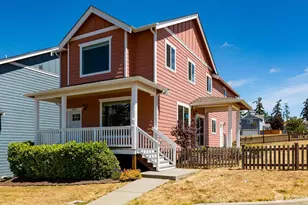 624 NW Prow St, Oak Harbor, WA 98277 - Photo 1