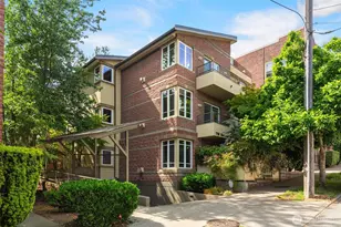 719 2nd Ave W, Seattle, WA 98119 - Photo 1