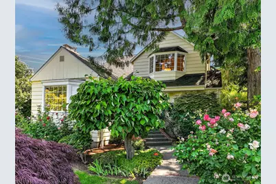 4412 43rd Avenue NE, Seattle, WA 98105 - Photo 1