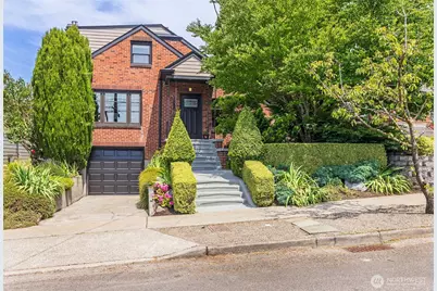 1902 S Dearborn Street, Seattle, WA 98144 - Photo 1