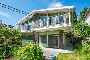 3421 23rd Ave W, Seattle, WA 98199 - Photo 1