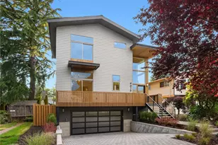 4615 2nd Ave NE, Seattle, WA 98105 - Photo 1