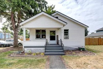 211 Stevens Avenue NE, Yelm, WA 98597 - Photo 1