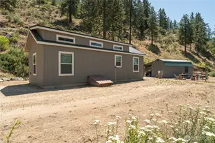 968 Cagle Gulch Rd, Chelan, WA 98816 - Photo 1