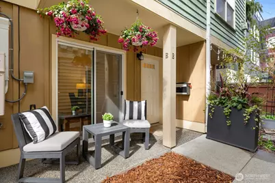 335 16th Avenue E #B, Seattle, WA 98112 - Photo 1