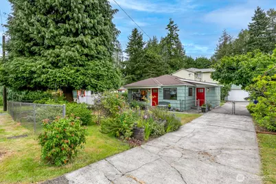 7009 Rainier Drive, Everett, WA 98203 - Photo 1