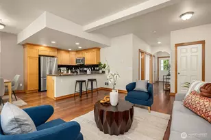 10290 NE Ruddy Duck Ln, Bainbridge Island, WA 98110 - Photo 1