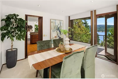 5665 E Mercer Way, Mercer Island, WA 98040 - Photo 1