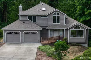 976 NE Milton Ct, Bremerton, WA 98311 - Photo 1