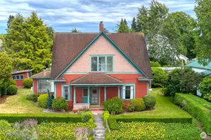 976 Peace Portal Dr, Blaine, WA 98230 - Photo 1