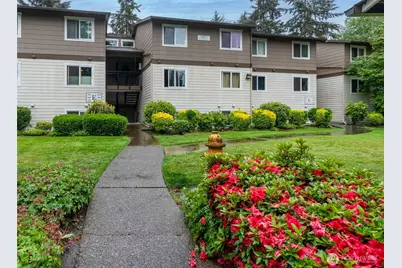 12617 NE 130th Way #E303, Kirkland, WA 98034 - Photo 1