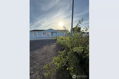 51 N Metcalf Rd, Pasco, WA 99301 - Photo 1