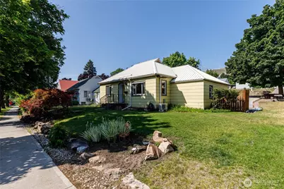 318 Columbia Avenue, Coulee Dam, WA 99116 - Photo 1