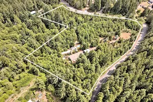 561 E Krabbenhoft Rd, Grapeview, WA 98546 - Photo 1