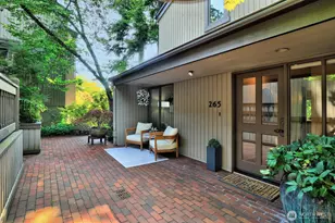 265 98th Ave NE, Bellevue, WA 98004 - Photo 1