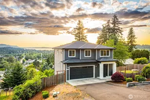 1818 36th St, Bellingham, WA 98229 - Photo 1