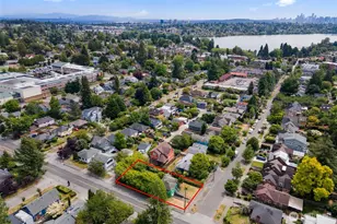 8256 Ashworth Ave N, Seattle, WA 98103 - Photo 1