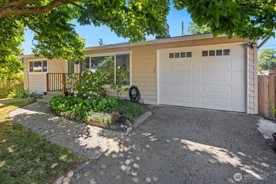 16204 Corliss Place N, Shoreline, WA 98133 - Photo 1