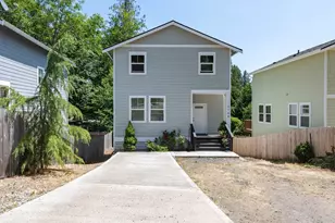 18768 1st Ave NE, Suquamish, WA 98392 - Photo 1