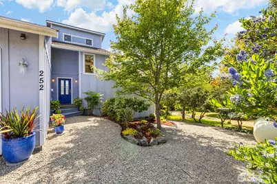 252 Myrtle Street, Port Townsend, WA 98368 - Photo 1