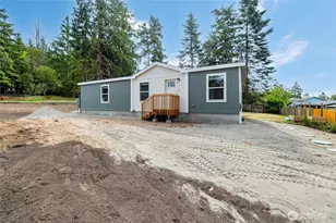 1264 Russell Dr, Coupeville, WA 98239 - Photo 1