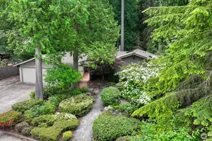 1821 Iowa Dr, Bellingham, WA 98229 - Photo 1